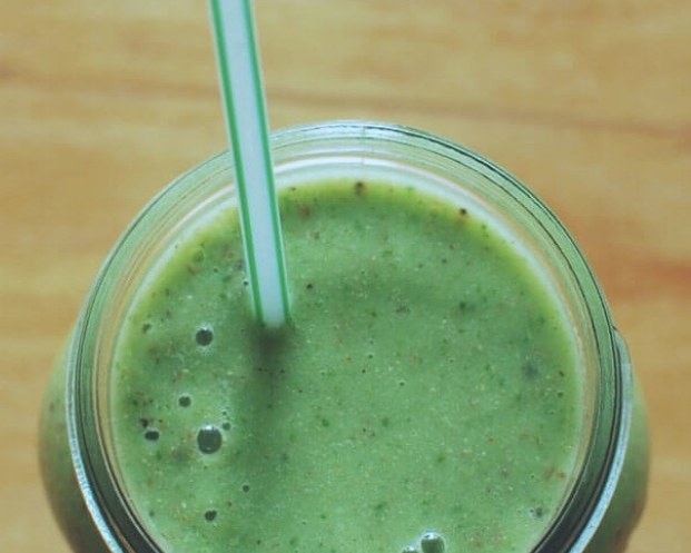 Green Apple Cinnamon Smoothie