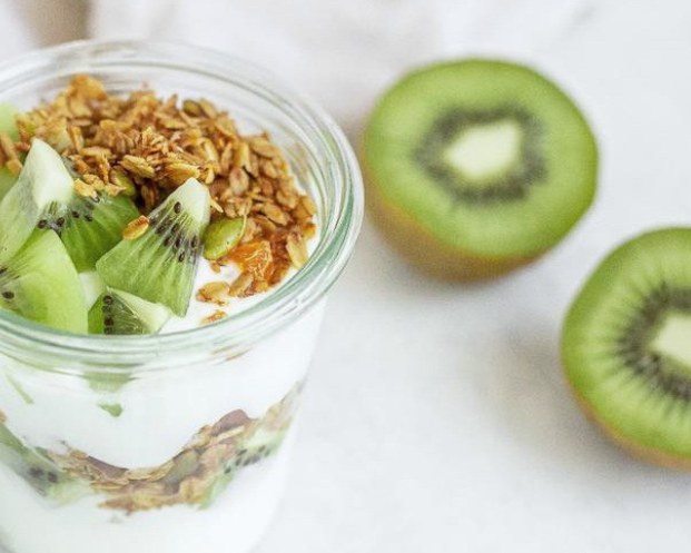 Kiwi Yogurt Parfait