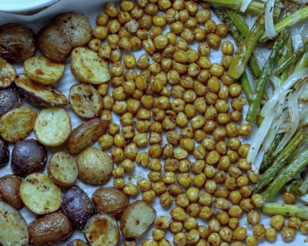 One Pan Potatoes, Chickpeas & Asparagus