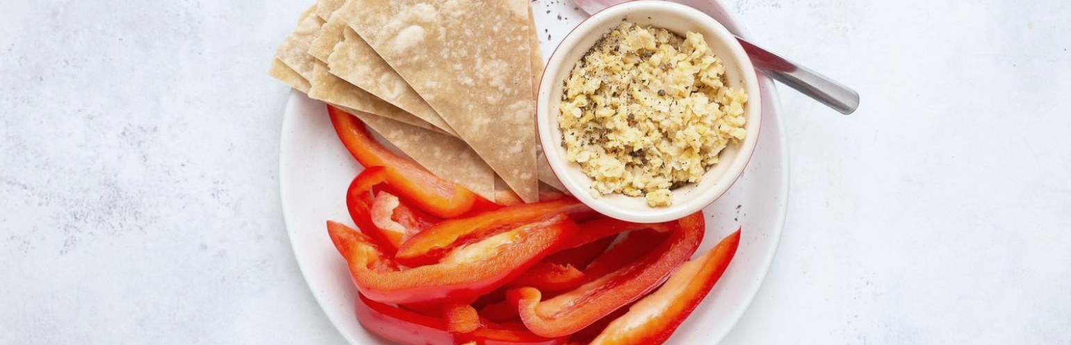 Tortilla & Bell Pepper Snack Plate